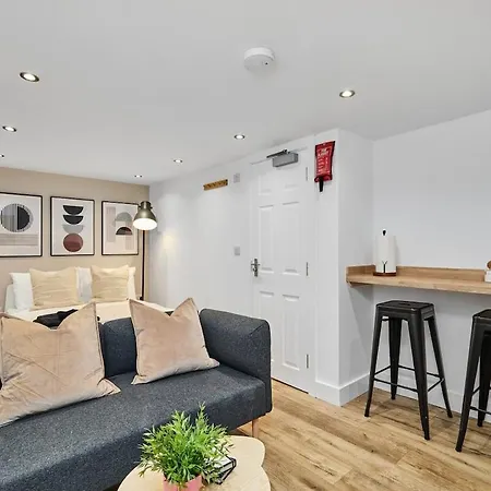 Homely Hotel-style In *