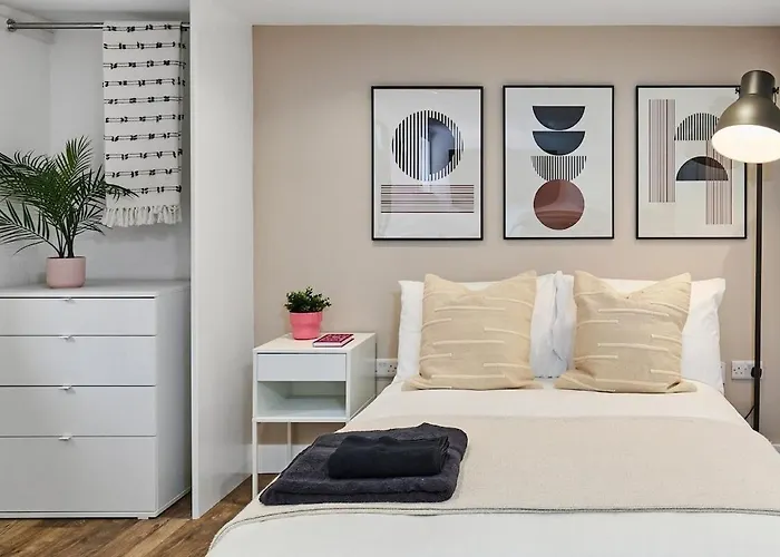 Homely Hotel-style In *