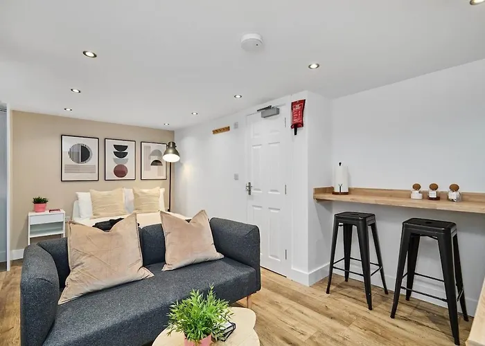 Homely Hotel-style In *